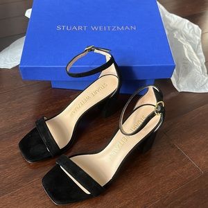 Stuart Weitzman "Nudistcurve" in goatskin suede